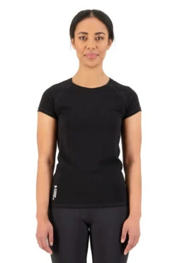 Mons Royale W's Bella Tech Tee - Merino Wool -Sportswear Shop ws bella tech tee merino wool shirt mons royale black xs 627431