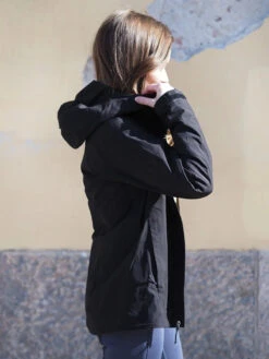 Patagonia W's Calcite Shell Jacket - Gore-Tex - Recycled Polyester -Sportswear Shop ws calcite shell jacket gore tex recycled polyester jacket patagonia 719329