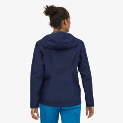 Patagonia W's Calcite Shell Jacket - Gore-Tex - Recycled Polyester -Sportswear Shop ws calcite shell jacket gore tex recycled polyester jacket patagonia 970807