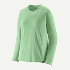 Patagonia W's Capilene Cool Daily LS Shirt - Recycled Polyester -Sportswear Shop ws capilene cool daily ls shirt recycled polyester shirt patagonia 153775