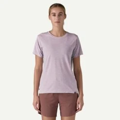 Patagonia W's Capilene Cool Daily Shirt - Recycled Polyester 25 Patagonia W's Capilene Cool Daily Shirt - Recycled Polyester -Sportswear Shop ws capilene cool daily shirt recycled polyester shirt patagonia foxglove purple s 487015