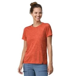 Patagonia W's Capilene Cool Daily Shirt - Recycled Polyester 28 Patagonia W's Capilene Cool Daily Shirt - Recycled Polyester -Sportswear Shop ws capilene cool daily shirt recycled polyester shirt patagonia pimento red coho coral x dye s 512935