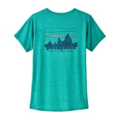 Patagonia W's Capilene® Cool Daily Graphic T-Shirt - Recycled Polyester -Sportswear Shop ws capilener cool daily graphic t shirt recycled polyester shirt patagonia 302876
