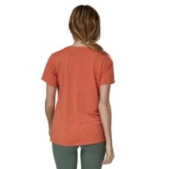Patagonia W's Capilene® Cool Daily Graphic T-Shirt - Recycled Polyester -Sportswear Shop ws capilener cool daily graphic t shirt recycled polyester shirt patagonia 470296