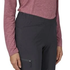 Patagonia W's Chambeau Rock Pants - Recycled Polyester -Sportswear Shop ws chambeau rock pants recycled polyester pants patagonia 832062