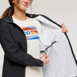 Cotopaxi W's Cielo Rain Trench - 100% Recycled Polyester -Sportswear Shop ws cielo rain trench 100 recycled polyester jacket cotopaxi 352932