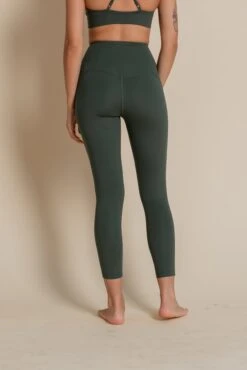 W's Compressive Leggings - 7/8 - Made From Recycled Plastic Bottles -Sportswear Shop ws compressive legging 78 made from recycled plastic bottles pants girlfriend collective 849895