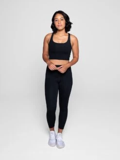 W's Compressive Leggings - 7/8 - Made From Recycled Plastic Bottles -Sportswear Shop ws compressive legging 78 made from recycled plastic bottles pants girlfriend collective black xs 78 109790