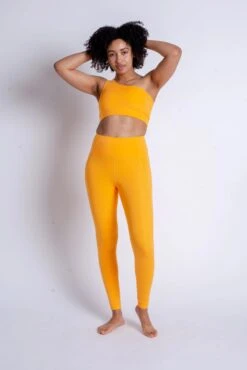 W's Compressive Leggings - Limited Colors - Made From Recycled Plastic Bottles -Sportswear Shop ws compressive legging limited colors made from recycled plastic bottles pants girlfriend collective orange zest xs normal 686343