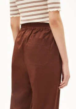 Armedangels W's Danyaa Pants - Regular Fit - Organic Cotton -Sportswear Shop ws danyaa pants regular fit organic cotton pants armedangels 885764
