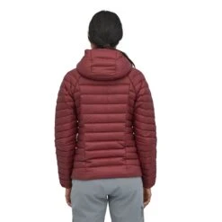 Patagonia W's Down Sweater Hoody - Recycled Nylon & RDS Certified Down -Sportswear Shop ws down sweater hoody recycled nylon rds certified down jacket patagonia 149394