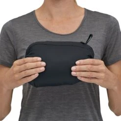 Patagonia W's Down Sweater Hoody - Recycled Nylon & RDS Certified Down -Sportswear Shop ws down sweater hoody recycled nylon rds certified down jacket patagonia 216054