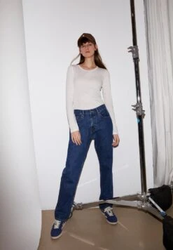 Armedangels W's Enriccaa Soft L/S Shirt - 100% Organic Cotton -Sportswear Shop ws enriccaa soft ls shirt 100 organic cotton shirt armedangels 585608