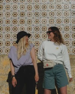 Armedangels W's Freymaa Undyed Denim Shorts - Organic Cotton -Sportswear Shop ws freymaa undyed denim shorts organic cotton pants armedangels 297969