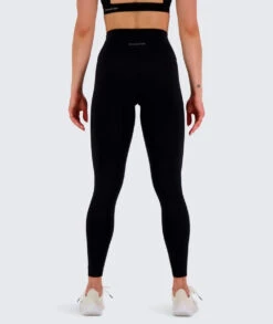 W's High-waist Training Tights - Bluesign®-certified Production, Polyamide & Elastane -Sportswear Shop ws high waist training tights bluesignr certified production polyamide elastane pants gymnation 838384