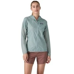 Patagonia W's Houdini® Jacket - 100% Recycled Nylon -Sportswear Shop ws houdinir jacket 100 recycled nylon jacket patagonia 410455