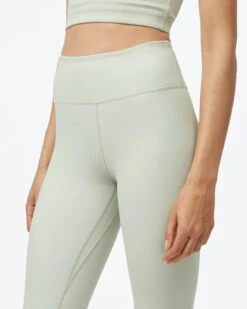 Tentree W's InMotion High Rise Legging - Recycled Polyester -Sportswear Shop ws inmotion high rise legging recycled polyester pants tentree 911061