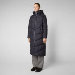 SAVE THE DUCK W's Janis Hooded Puffer Jacket - Recycled Plastic Bottles -Sportswear Shop ws janis hooded puffer jacket recycled plastic bottles jacket save the duck 392968