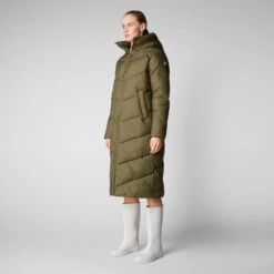 SAVE THE DUCK W's Janis Hooded Puffer Jacket - Recycled Plastic Bottles -Sportswear Shop ws janis hooded puffer jacket recycled plastic bottles jacket save the duck 771186