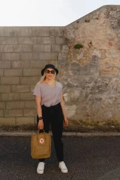 Armedangels W's Mairaa - Mom Fit High Waist - 100% Organic Cotton -Sportswear Shop ws mairaa mom fit high waist 100 organic cotton pants armedangels 758999