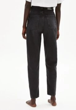 Armedangels W's Mairaa - Mom Fit High Waist - 100% Organic Cotton -Sportswear Shop ws mairaa x mom fit high waist 100 organic cotton pants armedangels 205921