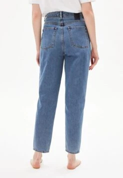 Armedangels W's Mairaa - Mom Fit High Waist - 100% Organic Cotton -Sportswear Shop ws mairaa x mom fit high waist 100 organic cotton pants armedangels 712388