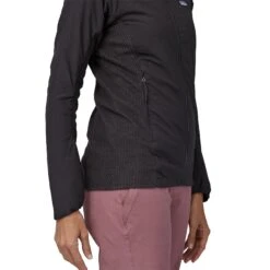 Patagonia W's Nano-Air Light Hybrid Hoody - Recycled Polyester -Sportswear Shop ws nano air light hybrid hoody recycled polyester jacket patagonia 494764