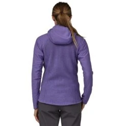 Patagonia W's Nano-Air Light Hybrid Hoody - Recycled Polyester -Sportswear Shop ws nano air light hybrid hoody recycled polyester jacket patagonia 555387