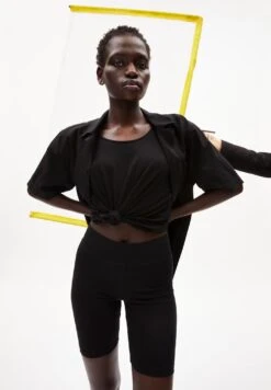 Armedangels W's Nedaa Litaa Shorts - Organic Cotton -Sportswear Shop ws nedaa litaa shorts organic cotton pants armedangels 705722