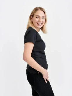 W's O-neck T-shirt - Recycled Cotton & Recycled Polyester -Sportswear Shop ws o neck t shirt 100 recycled materials t shirt pure waste 704930