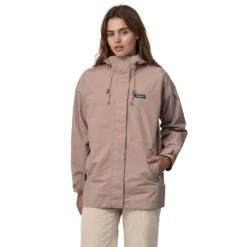 Patagonia W's Outdoor Everyday Rain Jacket - Recycled Polyester -Sportswear Shop ws outdoor everyday rain jacket recycled polyester jacket patagonia stingray mauve s 979720