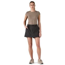 Patagonia W's Outdoor Everyday Skort 20 Patagonia W's Outdoor Everyday Skort -Sportswear Shop ws outdoor everyday skort skort patagonia 701093