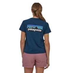 Patagonia W's P-6 Logo Responsibili-Tee - Recycled Cotton & Recycled Polyester -Sportswear Shop ws p 6 logo responsibili tee recycled cotton recycled polyester shirt patagonia 436009