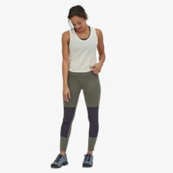Patagonia W's Pack Out Hike Tights - Recycled Nylon -Sportswear Shop ws pack out hike tights recycled nylon leggings patagonia 329181