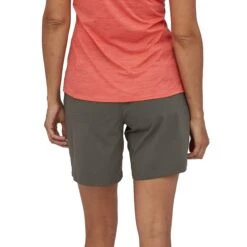 Patagonia W's Quandary Shorts - 7" - Recycled Nylon -Sportswear Shop ws quandary shorts 7 recycled nylon pants patagonia 712620