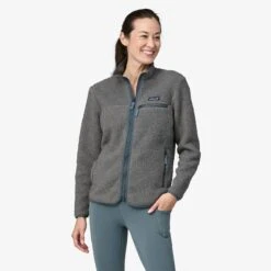 Patagonia W's Retro Pile Fleece Jacket - Recycled Polyester -Sportswear Shop ws retro pile fleece jacket recycled polyester jacket patagonia salt grey wlight plume grey s 593886