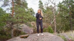 Devold W's Running Cover Zip Neck - Merino Wool 17 Devold W's Running Cover Zip Neck - Merino Wool -Sportswear Shop ws running cover zip neck merino wool shirt devold 888640