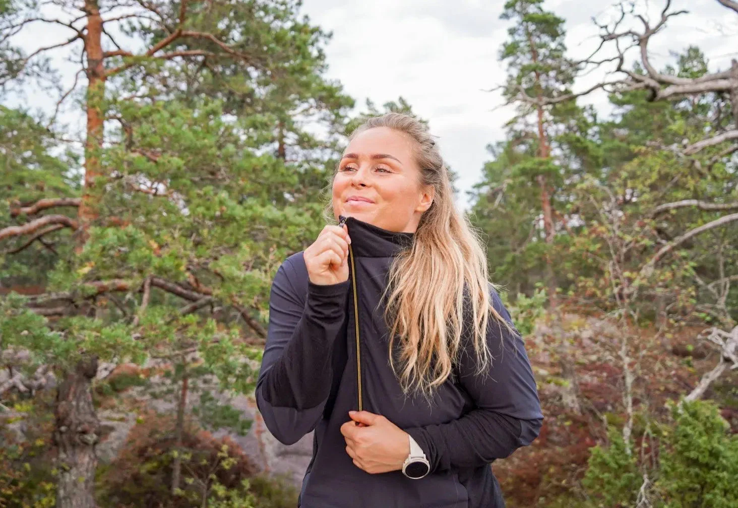 Devold W's Running Cover Zip Neck - Merino Wool 9 Devold W's Running Cover Zip Neck - Merino Wool - Image 7