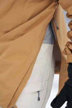 Houdini W's Shelter Anorak Shell Jacket - Recycled Polyester -Sportswear Shop ws shelter anorak shell jacket recycled polyester jacket houdini 293608