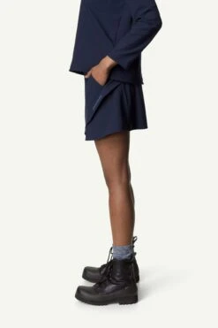 Houdini W's Skort - Recycled Polyester 33 Houdini W's Skort - Recycled Polyester -Sportswear Shop ws skort recycled polyester skirt houdini 715224