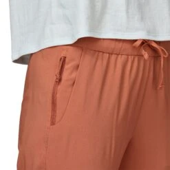 Patagonia W's Terrebonne Joggers - Recycled Polyester 38 Patagonia W's Terrebonne Joggers - Recycled Polyester -Sportswear Shop ws terrebonne joggers recycled polyester pants patagonia 292090