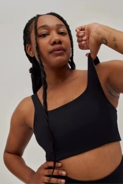 W's Tommy Bra Square Neck - Made From Recycled Plastic Bottles