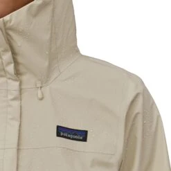 Patagonia W's Torrentshell 3L Jacket - 100% Recycled Nylon -Sportswear Shop ws torrentshell 3l jacket 100 recycled nylon jacket patagonia 768055