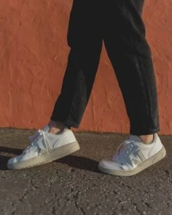 Veja W's V-10 CWL - Cotton Worked As Leather 27 Veja W's V-10 CWL - Cotton Worked As Leather -Sportswear Shop ws v 10 cwl cotton worked as leather shoes veja 297191