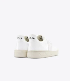Veja W's V-10 CWL - Cotton Worked As Leather 24 Veja W's V-10 CWL - Cotton Worked As Leather -Sportswear Shop ws v 10 cwl cotton worked as leather shoes veja 726926