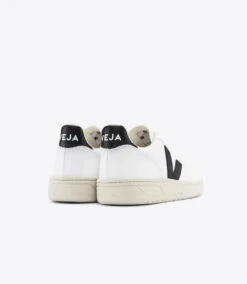 Veja W's V-10 CWL - Cotton Worked As Leather 41 Veja W's V-10 CWL - Cotton Worked As Leather -Sportswear Shop ws v 10 cwl cotton worked as leather shoes veja 968232