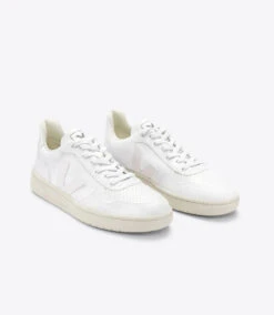 Veja W's V-10 CWL - Cotton Worked As Leather