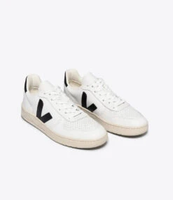 Veja W's V-10 Leather - Classical Sneakers