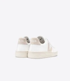 Veja W's V-12 Leather - Classical Sneakers -Sportswear Shop ws v 12 leather classical sneakers shoes veja 108642