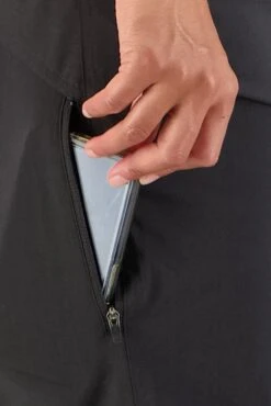 Mons Royale W's Virage Bike Shorts - Recycled Polyester & Merino -Sportswear Shop ws virage bike shorts recycled polyester merino pants mons royale 598143